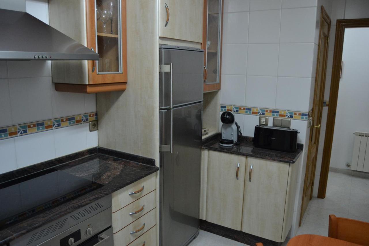 Appartamento Inmoinsuas Avd De Becerrea 16 Sarria Esterno foto
